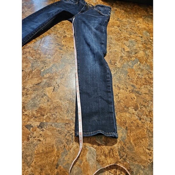 Kut From The Kloth Katy Boyfriend Dark Wash Distressed Jeans Size 4 ( J56) - Picture 5 of 8